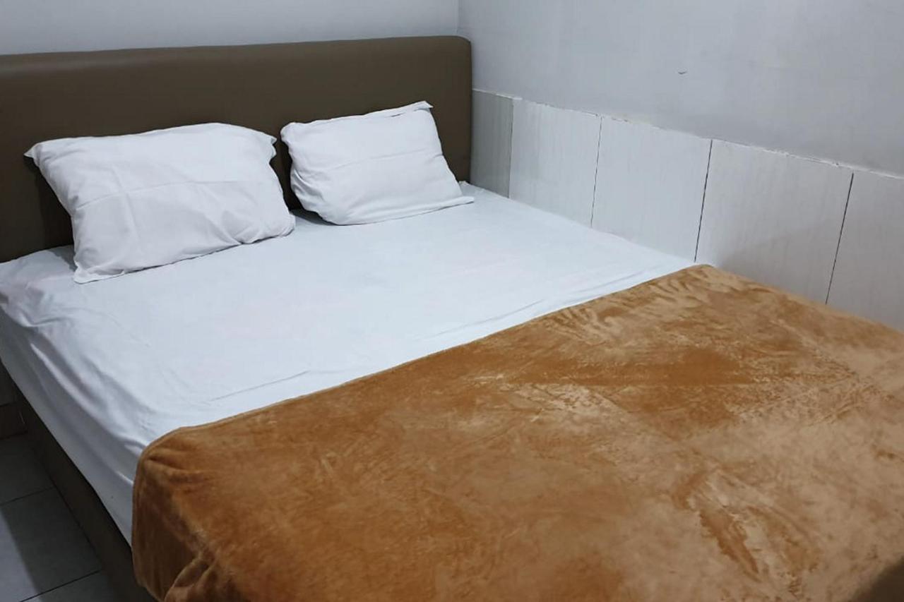 Vegas Homestay Redpartner Probolinggo Exteriér fotografie