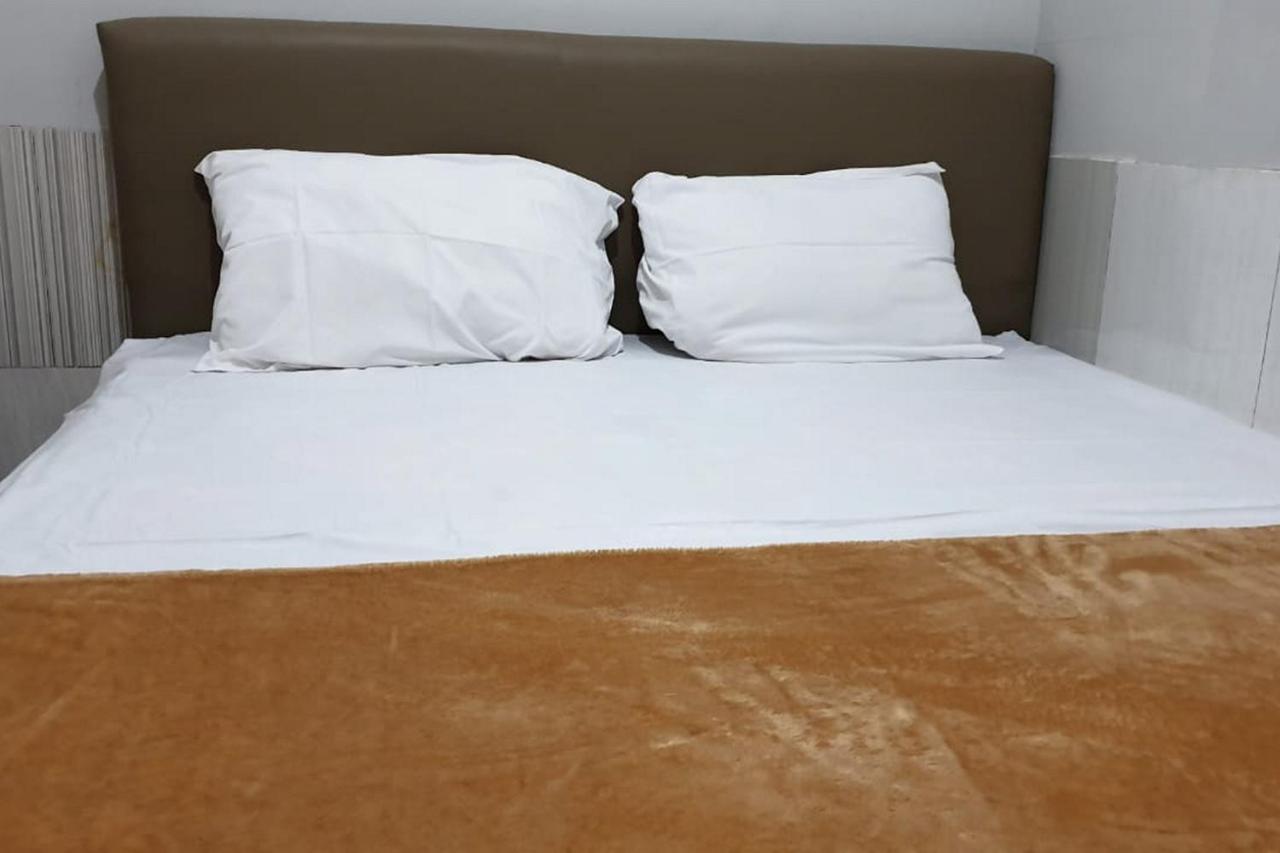 Vegas Homestay Redpartner Probolinggo Exteriér fotografie